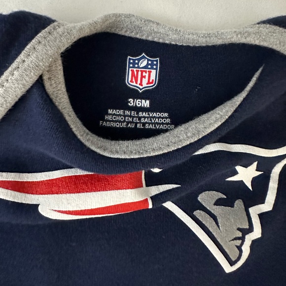 NFL Patriots - Baby Clothes Batch - Three Onesies (3-6mo), Pacifer, Infant Hat - Picture 3 of 8